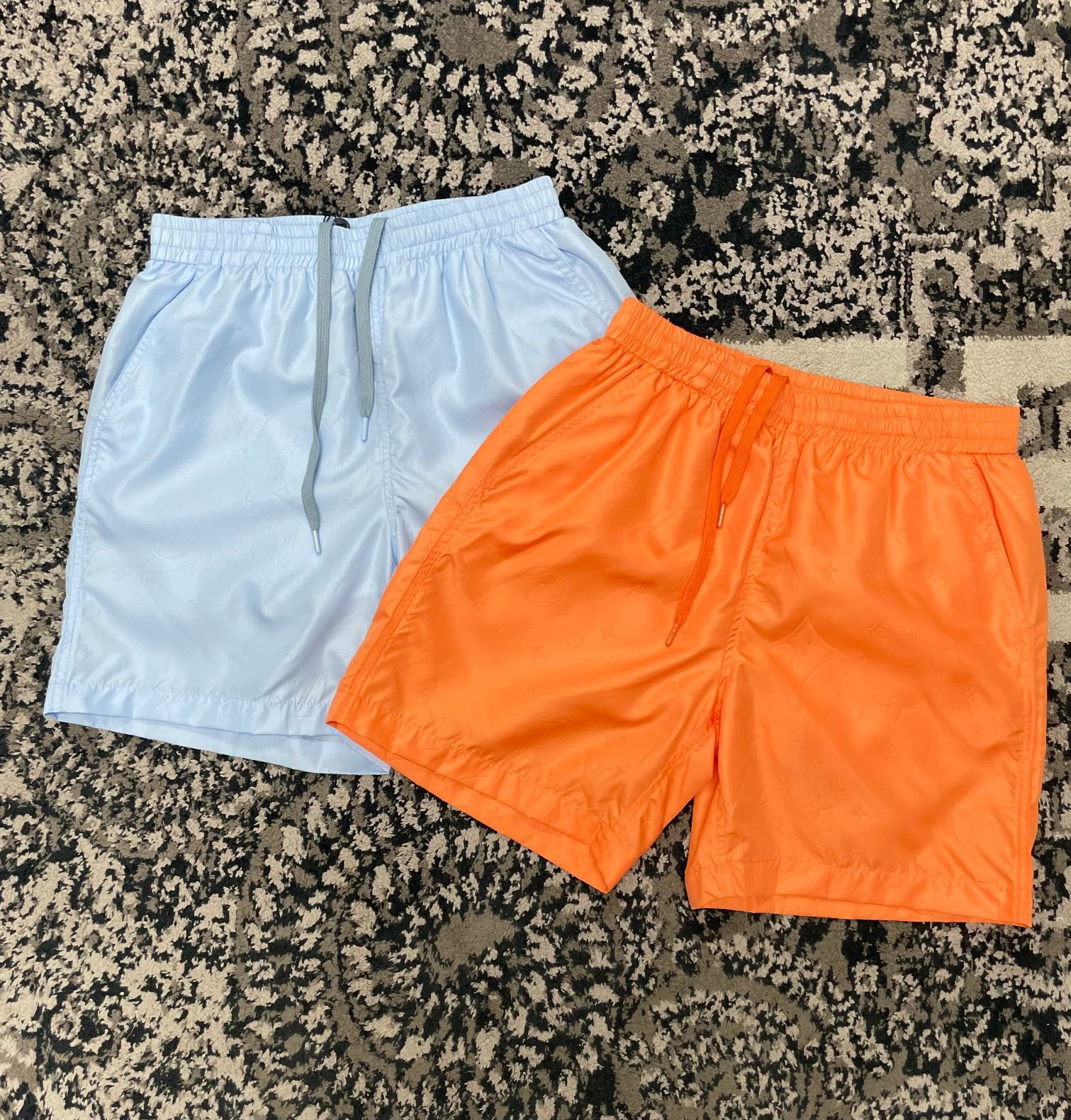 LV SHORTS - Image 5