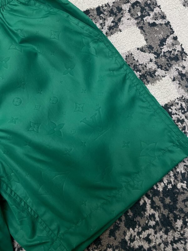 LV SHORTS - Image 6