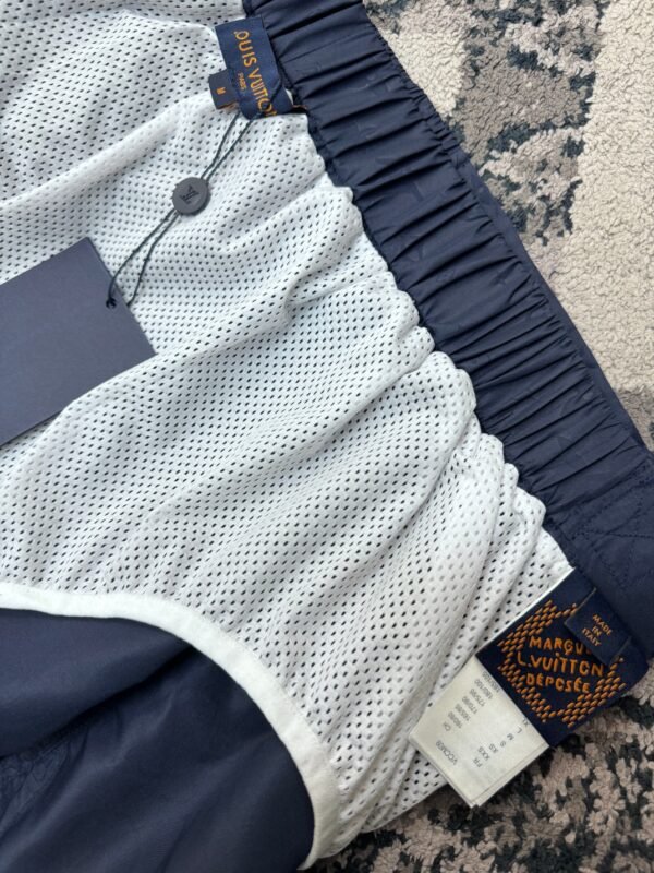 LV SHORTS - Image 6