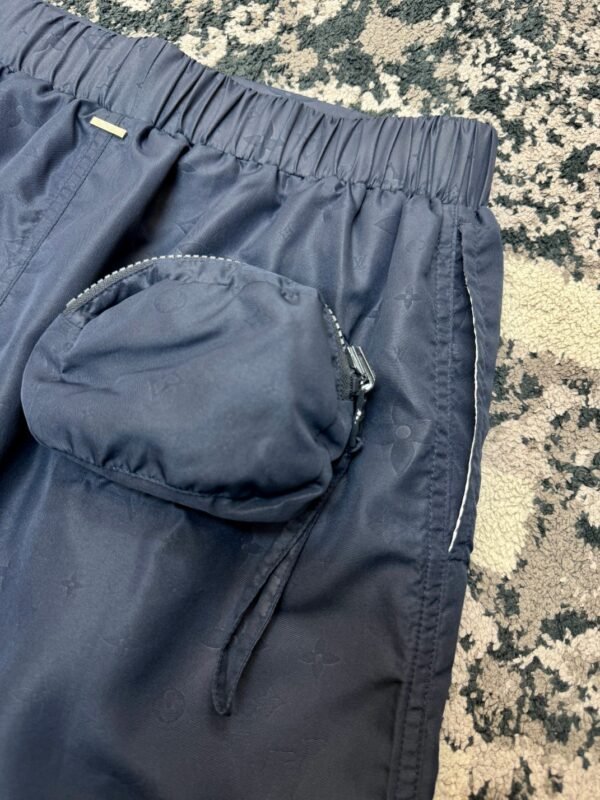 LV SHORTS - Image 8