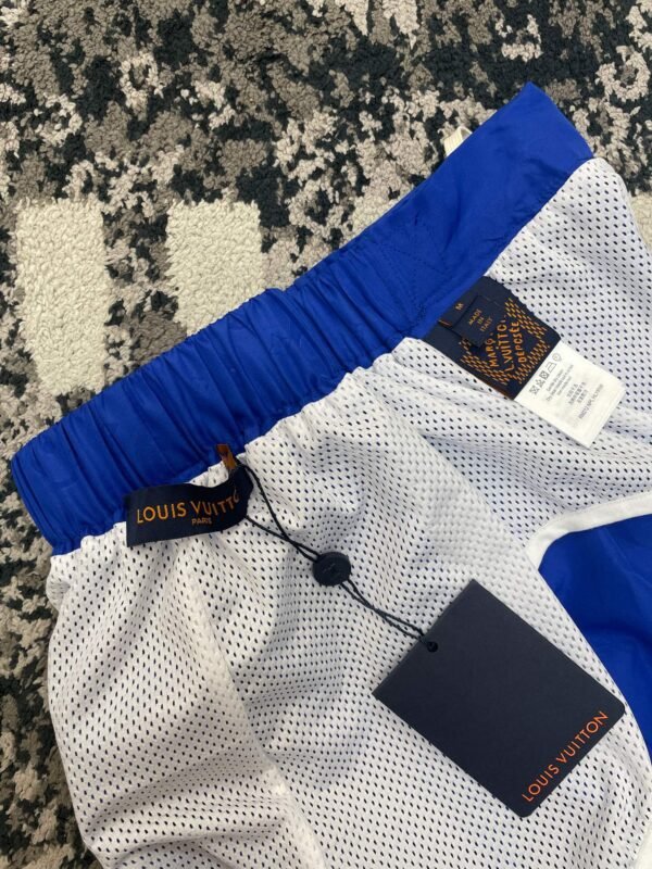 LV SHORTS - Image 6