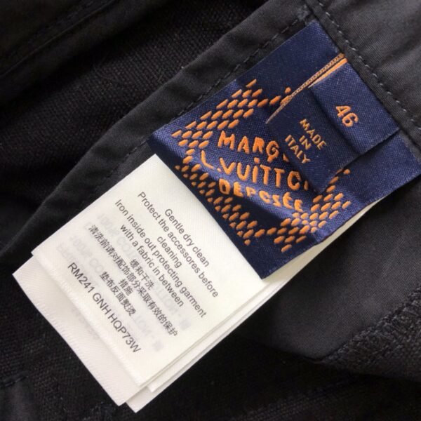 LV SHORTS - Image 6