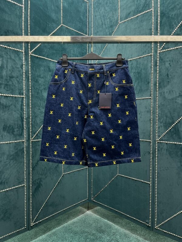 LV SHORTS