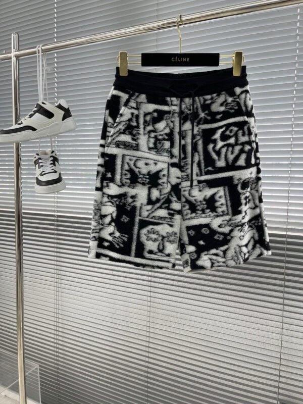 LV SHORTS