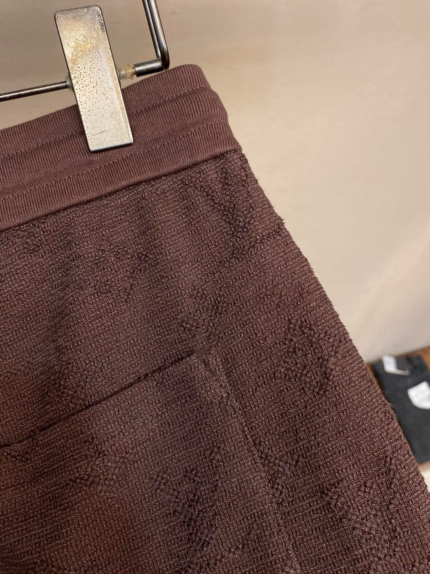LV SHORTS - Image 5