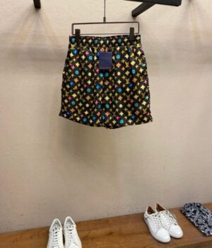 LV SHORTS