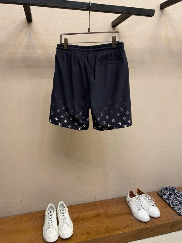 LV SHORTS - Image 4