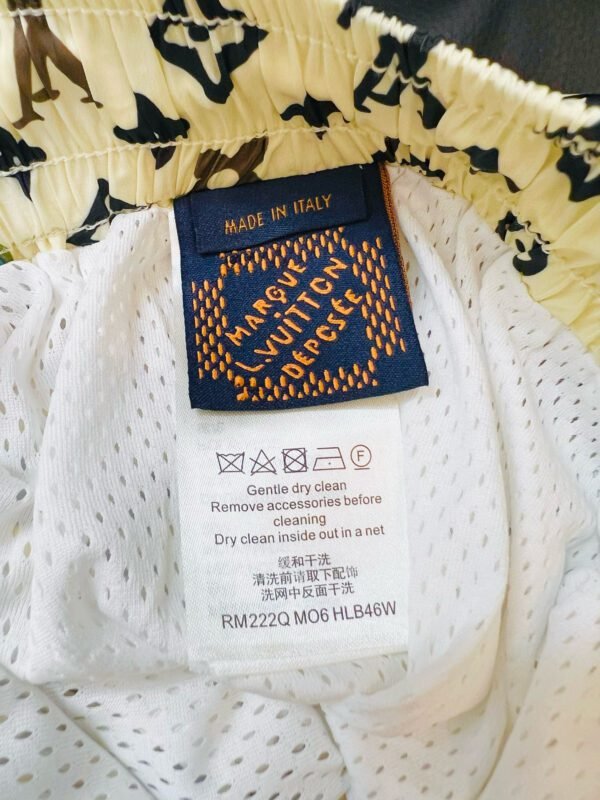 LV SHORTS - Image 6