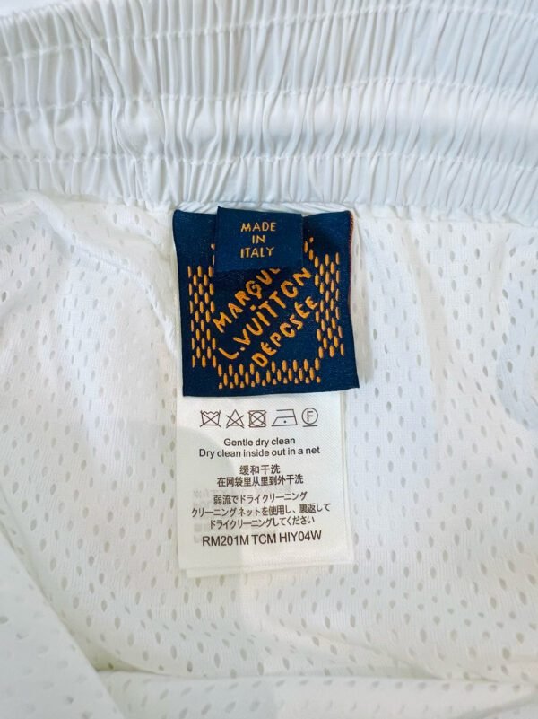 LV SHORTS - Image 8