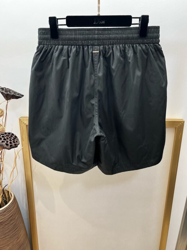 LV SHORTS - Image 6