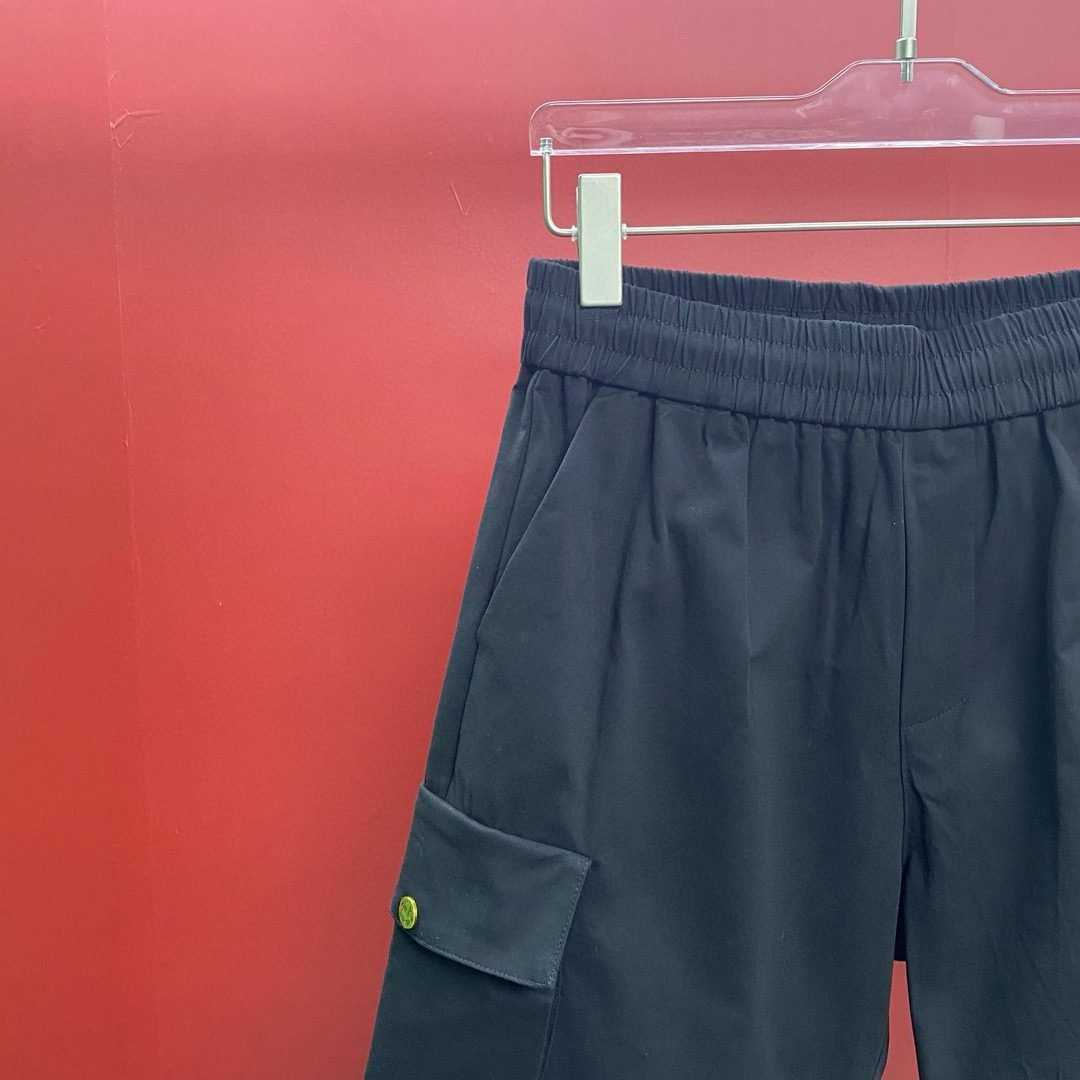 LV SHORTS - Image 3