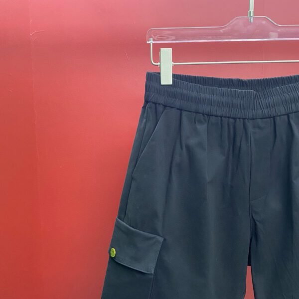 LV SHORTS - Image 4