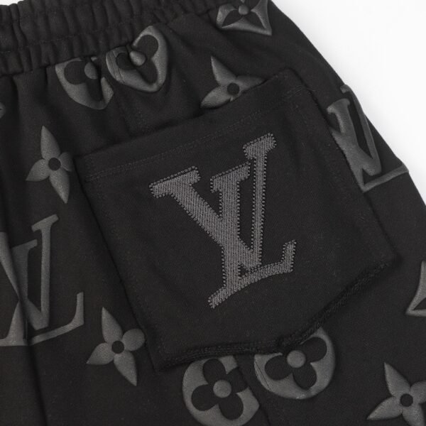 LV SHORTS - Image 6