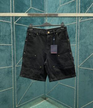 LV SHORTS