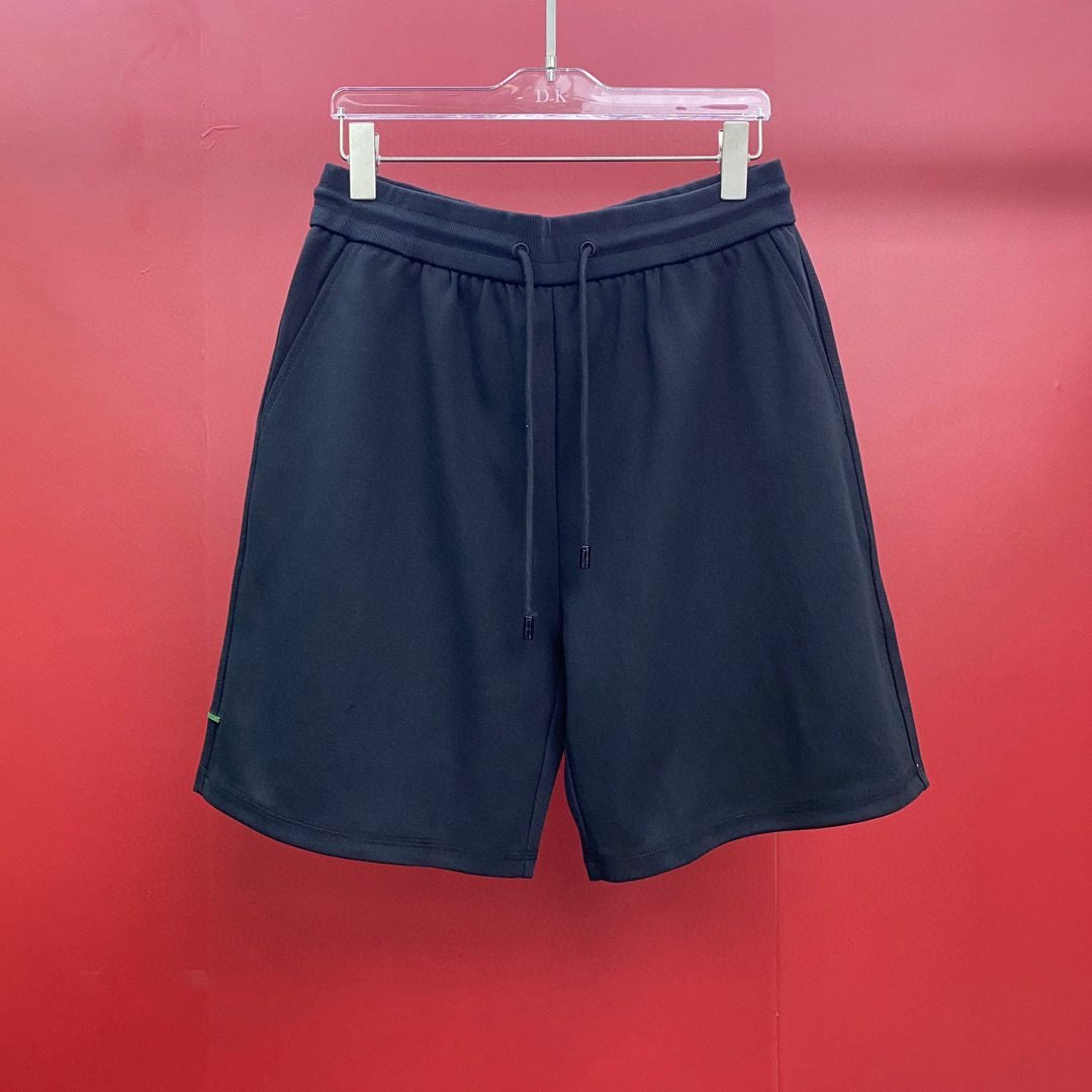 LV SHORTS - Image 2