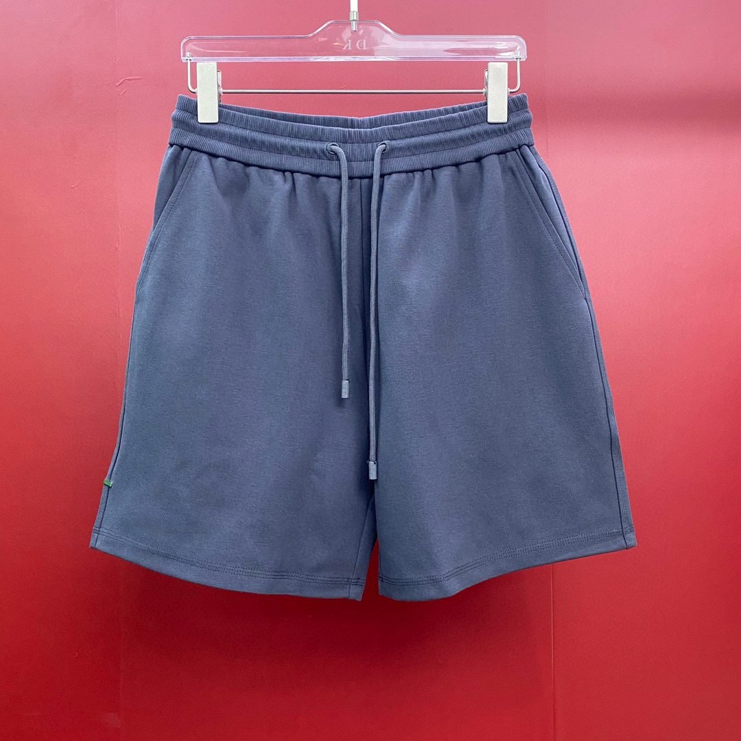 LV SHORTS - Image 2