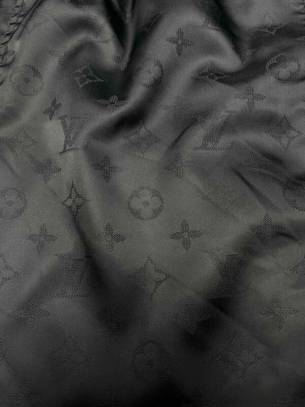 LV SHORTS - Image 6