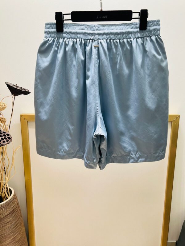 LV SHORTS - Image 6