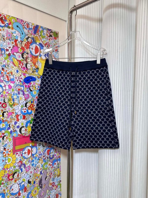 LV SHORTS