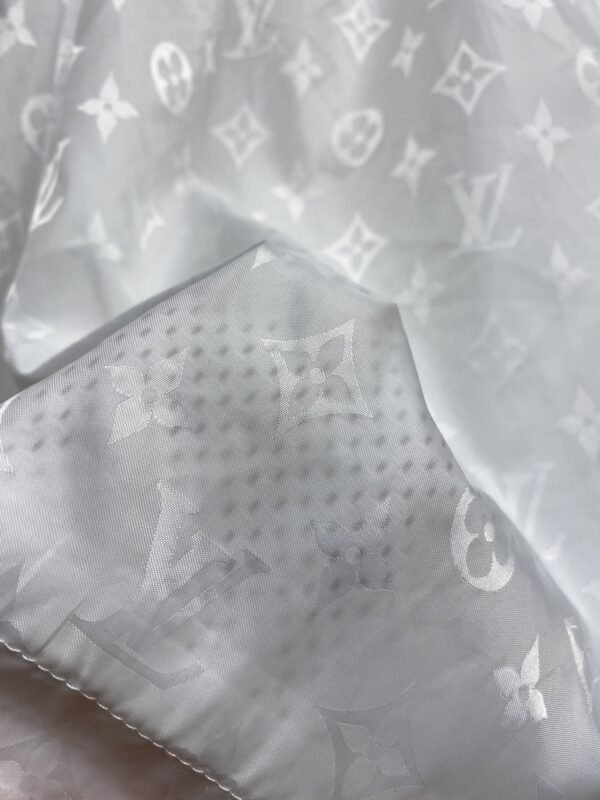 LV SHORTS - Image 8