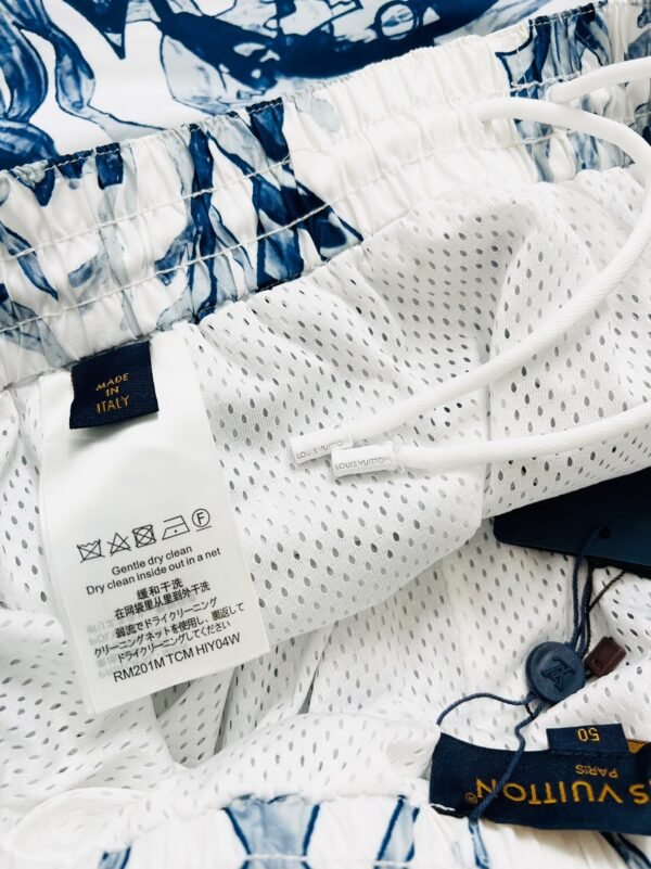 LV SHORTS - Image 6