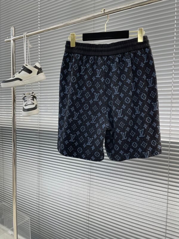 LV SHORTS - Image 6