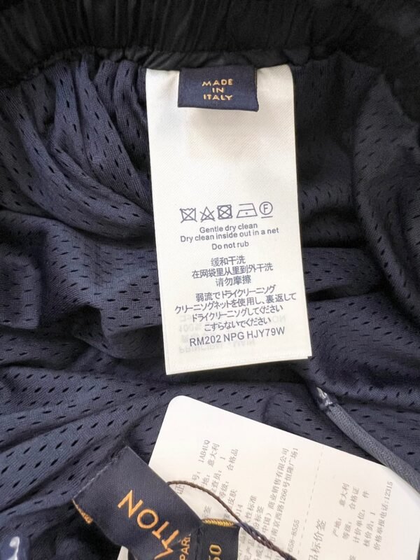 LV SHORTS - Image 6