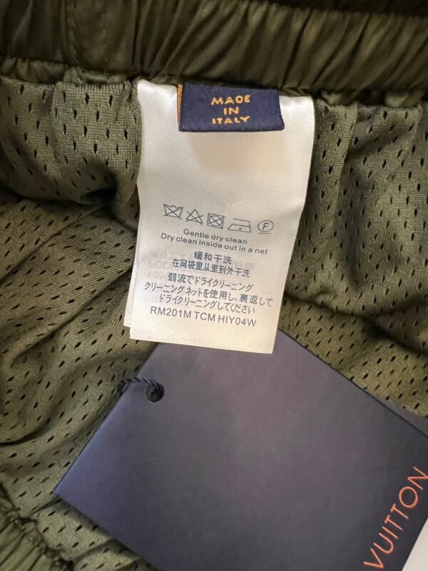 LV SHORTS - Image 6