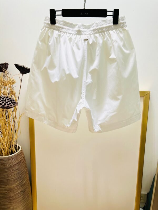 LV SHORTS - Image 4