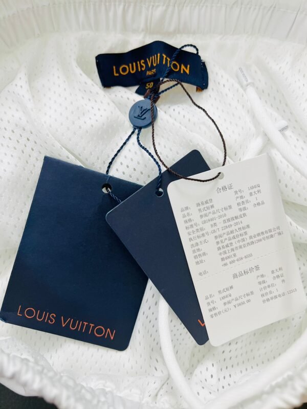 LV SHORTS - Image 8