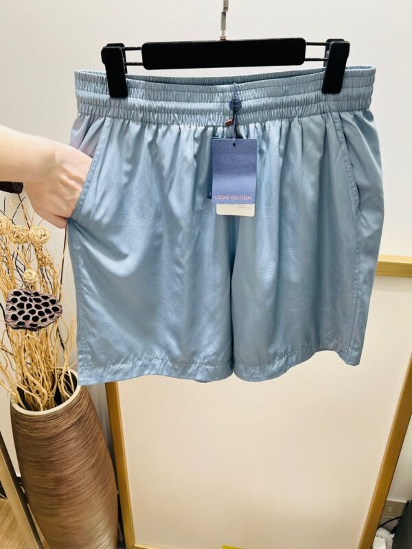LV SHORTS - Image 4
