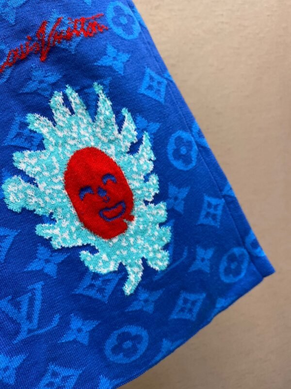 LV SHORTS - Image 6