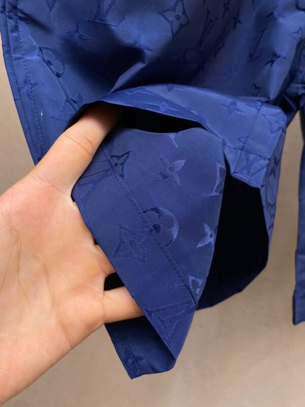 LV SHORTS - Image 8