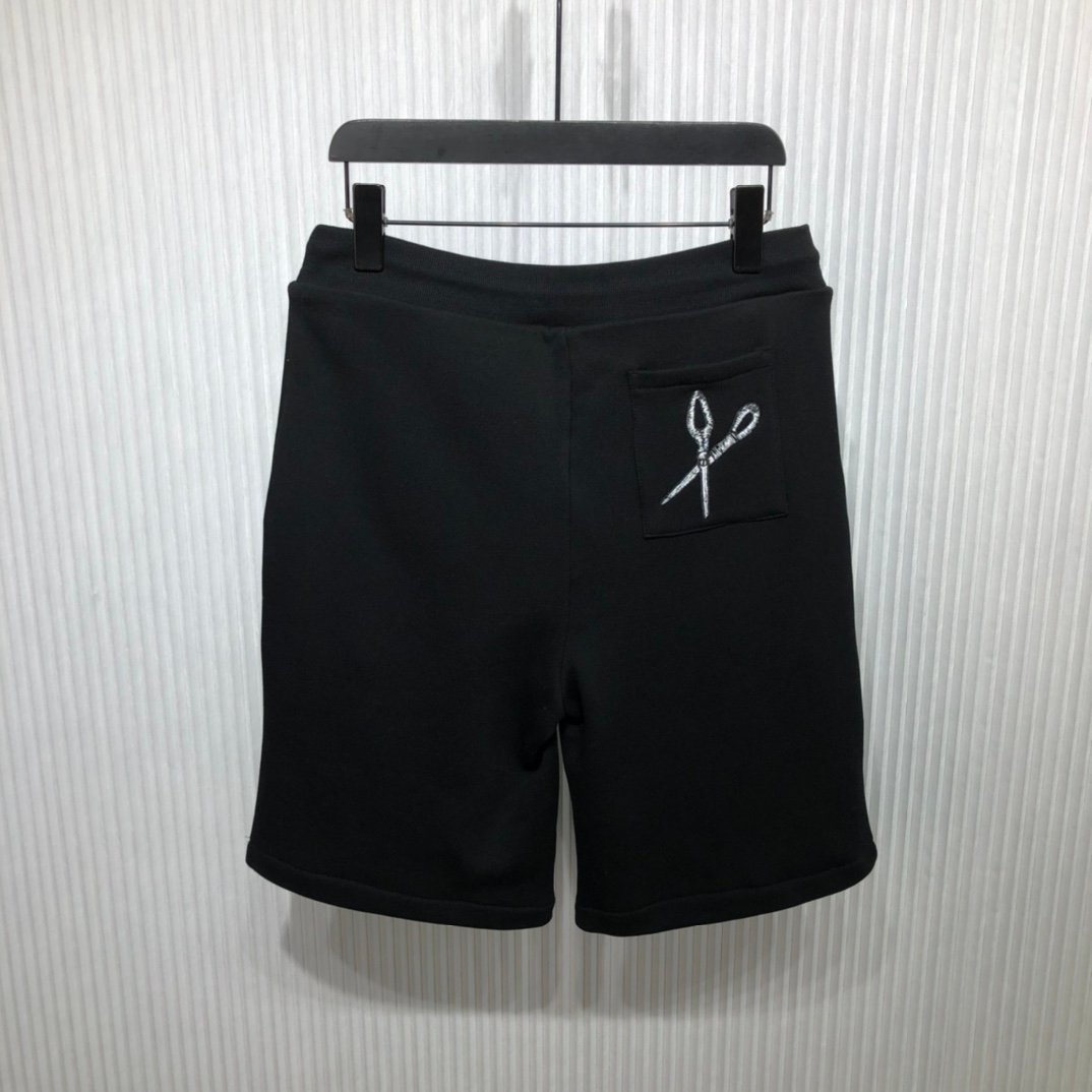 LV SHORTS - Image 3