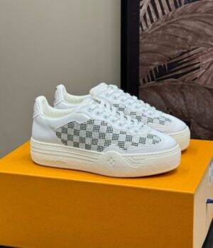 LV SNEAKER