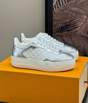 LV SNEAKER