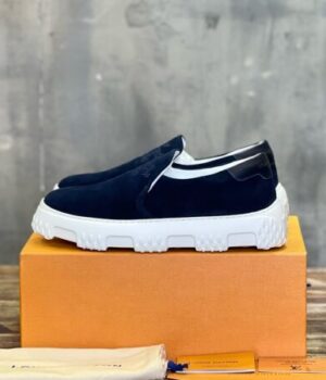 LV SNEAKER