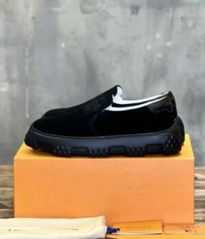 LV SNEAKER