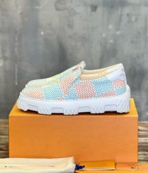 LV SNEAKER