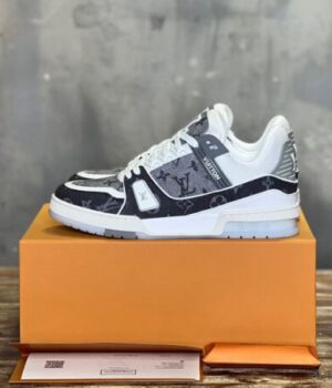 LV SNEAKER