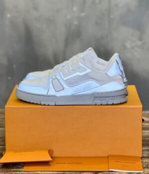 LV SNEAKER