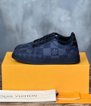 LV SNEAKER