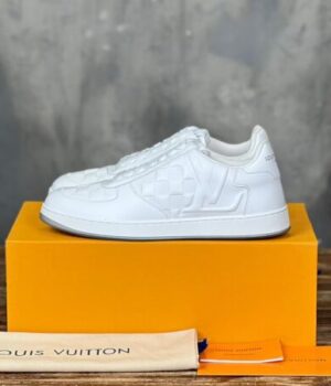 LV SNEAKER