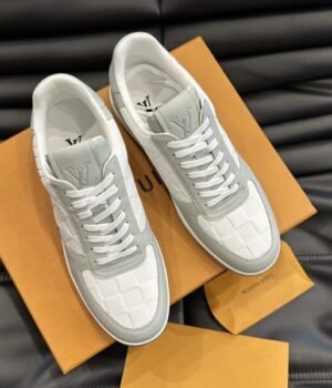 LV SNEAKER