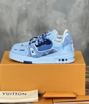 LV SNEAKER
