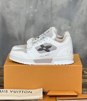 LV SNEAKER