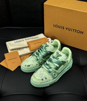 LV SNEAKER