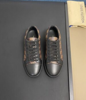 LV SNEAKER