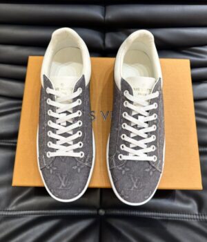 LV SNEAKER