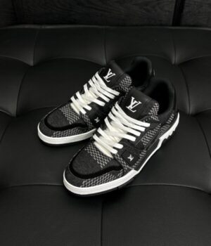 LV SNEAKER